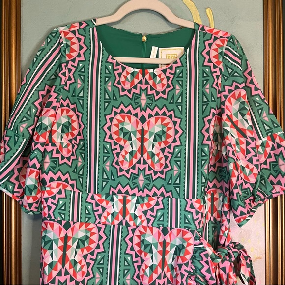 New Emily McCarthy Geometric Spring Dress w/ ruffle sleeve SZ Large - Picture 4 of 11